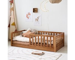 Petite Amélie Vloerbed Nid - Peuterbed 70x140 cm - Montessori bed - Walnoot