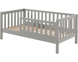 Petronille Peuterbed 70x140 Cm - Grijs Dennenhout - Vipack - Peuterbed - Grijs - Hout Eenpersoons Normaal Bed