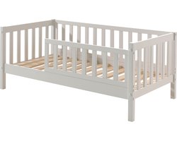 Peuterbed Petronille 70 x 140cm dennenhout - wit - Vipack - Peuterbed - Wit - Hout Eenpersoons Normaal bed