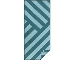 PIECE OF SUN® Strandlaken groot 90x200 cm – Petrol / groen / turquoise – Zandvrij Sneldrogend Microvezel Badlaken – Duurzaam & Lichtgewicht – Voor Strand, Sauna & Reizen – Cadeau voor man en vrouw - Kerstcadeau