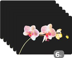 Placemat - Placemats kunststof - 45x30 cm - Orchidee - Bloemen - Zwart - Roze - Knoppen - 6 stuks - Borden onderleggers antislip - Tafel decoratie - Luxe tafelversiering - Tafelmat vinyl - Bord onderlegger - Tafeldecoratie accessoires