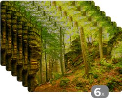 Placemat - Placemats kunststof - Bomen - Steen - Bos - Natuur - Planten - 45x30 cm - 6 stuks - Hittebestendig - Anti-Slip - Onderlegger - Afneembaar