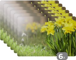 Placemat - Placemats kunststof - Narcis - Geel - Lente - 45x30 cm - 6 stuks - Hittebestendig - Anti-Slip - Onderlegger - Afneembaar