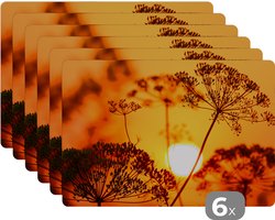 Placemat - Placemats kunststof - Planten - Bloemen - Zonsondergang - Oranje - 45x30 cm - 6 stuks - Hittebestendig - Anti-Slip - Onderlegger - Afneembaar