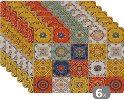 Placemat - Placemats kunststof - Vintage - Bloemen - Patroon - Wit - Oranje - 45x30 cm - 6 stuks - Hittebestendig - Anti-Slip - Onderlegger - Afneembaar