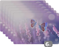 Placemat - Placemats kunststof - Vlinder - Lavendel - Bloemen - Paars - 45x30 cm - 6 stuks - Hittebestendig - Anti-Slip - Onderlegger - Afneembaar