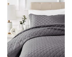 Plaid met stiksel voor over het bed