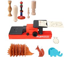 PLAYmake 4-in-1 Houtbewerking Set voor Kinderen - Veilige Materialen voor Kinderen - Houtsnijset - Speelgoed Gereedschapset - Houten Educatief Montessori Speelgoed - Cadeau voor Jongens en Meisjes - Vanaf 5 Jaar - Rood - Crafts&Co