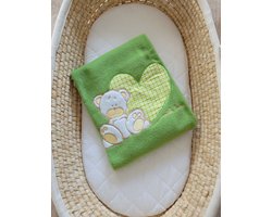 Polar fleece deken voor baby's - Milo- Teddybeer met Hart groen