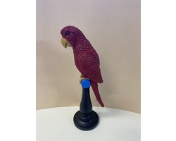 Polyresin papegaai op standaard - rood - hoogte 32x10x10 cm - Decoratieve beelden - Woonaccessoires