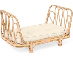 Poppie Toys - Rotan poppenbedje met creme matras