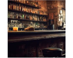 Poster Glanzend – Kroeg - Bar - Drank - Barkrukken - Flessen - 50x50 cm Foto op Posterpapier met Glanzende Afwerking