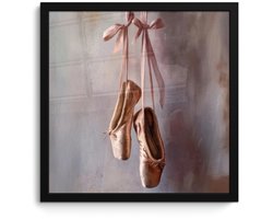 Poster in lijst - Fotolijst 40x40 cm - Posters - Balletschoenen - Satijn - Aardetinten - Posterlijst zwart - Decoratie - Wanddecoratie woonkamer - Muurdecoratie slaapkamer