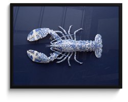 Poster in lijst - Fotolijst 80x60 cm - Posters - Kreeft - Porselein - Delfts - Blauw - Posterlijst zwart - Decoratie - Wanddecoratie woonkamer - Muurdecoratie slaapkamer