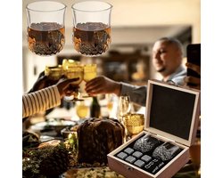 Premium Whisky Steen Set met Whisky glazen & Opbergtas - Herbruikbare IJsblokjes Koelers voor Perfecte Drankjes - Luxe Whiskey Stenen Set van 6 - Inclusief Fluwelen Opbergzak & Houten Box