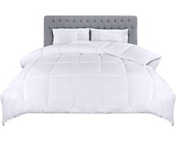 PromoHome Zomerdekbed 220x230 cm - Lichtgewicht en ademend - Boxquilting met hoeklusjes