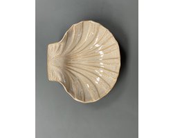 Puro Portugues - serveerschaal - tapas schaaltjes - Sint Jacobsschelp - Coquille St. Jacques - 20x18x4cm - zandkleurig - Portugal - keramiek - aardewerk
