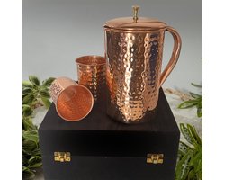 Puur koperen set van kan gehamerd ± 1,5 liter met 2 bekers (fluwelen cadeauverpakking)
