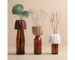 Qualy - Cacvase S - Screw Cap Bottle Decorative Vase Schroefdop Flessen decoratieve vaas set van 3 Kleur: Bruin Materiaal: Gerecycled PP W76xL76xH60mm 200gr