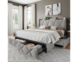 Queensize Bedframe met Opbergladen en Gestoffeerd Hoofdeinde - Inclusief Oplaadstation