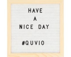 QUVIO Letterbord - Inclusief letters - Woondecoratie - Woonaccessoires - Decoratieve accessoires - Hout en vilt - Wit - Met lijst -1,6x 25,5 x 25,5 cm (lxbxh)