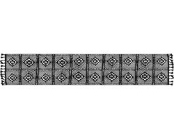 QUVIO Tafelloper met franjes- Tafeldecoratie -Tafelaccessoire - Tafelloper voor na het koken of tafelen - Tafelkleed - Tafellaken - Gehaakt katoen - Zwart - 24 x 300 cm (lxb)