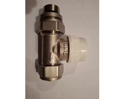 Radiatorconnect thermostatische Radiatorkraan 1/2" x 16 knel recht.