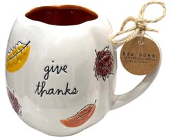 Rae Dunn - give thanks - herfst mok - decoratie - farmhouse - theemok - koffiemok - mok met tekst - grote mok - herfst decoratie - pompoen mok - pompoen mok