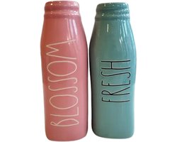 Rae Dunn - milk bottle vase - melkfles vaasjes - vaas - bloemen vaas - vaasjes