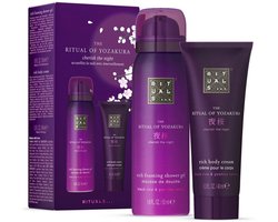 Rituals - Geschenkset voor Vrouwen - 2 Producten - Douchegel 50 ml + Bodycrème 40 ml - Ritual of Yozakura - Giftset Vrouw - Cadeaudoos - Geschenkdoos - Pakket - Doucheschuim - Badschuim - Douchefoam - Foaming Shower Gel - Douche Foam - Body Cream