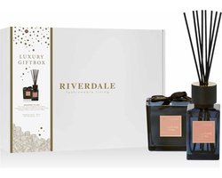Riverdale - Deluxe geschenkset Grapefruit & Lime - geurkaars en geurstokjes Roze