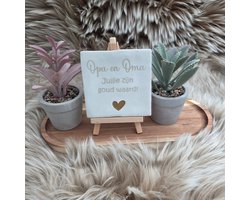 Robuust wenstegeltje - Tegeltje Opa en Oma – Jullie Zijn Goud Waard – Cadeau Grootouders - Hip trendy tegeltje – Tegeltje met Spreuk – Keramiek – 10x10 cm – Wanddecoratie – Sfeervol en Persoonlijk – Trendy nu – Origineel cadeau