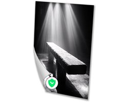 Rustieke bank onder lichtstralen - Bank poster - Wanddecoratie meubilair - Minimalisme - Poster decoratie - Decoratie woonkamer - poster 50x70 cm