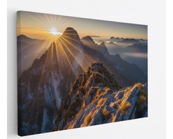 Saammp Canvas Schilderij -Bergtoppen met zonsopgang - Landschap - Natuur - 60x40 - Foto op canvas - Wanddecoratie - Muurdecoratie Woonkamer - Slaapkamer decoratie - Canvas Print