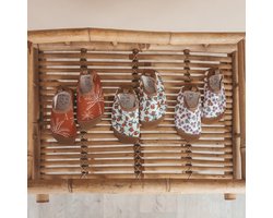 Salted Stories Water Shoes Sparkly Flower White Swan 24