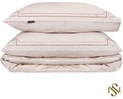 Sannaila-Étoile-Luxe dekbedovertrek-Hoogwaardig Egyptisch katoen satijn- Licht taupe- Geborduurde bies-240x220 cm