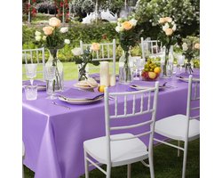 Satijnen Tafelkleed - Zachte Stof - Eettafel Aankleden - Gladde Afwerking - 140 x 216 cm - Donkerblauw