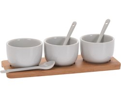 Schaaltjes - 3x - wit - porselein - op houten serveerplank - 21 cm - Amuse/tapas/saus - Kommetjes met lepeltjes