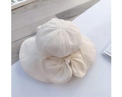 Schattige Vakantie Zonnehoed Crème Met Motief – Grote strik aan achterkant | Baby – Peuter – Kinderen | 0 - 3 jaar | UV Werend | Rekbaar - Brede rand – Elastiek bandje | Strandhoedje - Zomer Accessoire | Voor op de fiets of onderweg! | DH Collection
