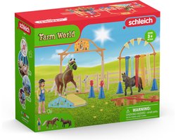 schleich FARM WORLD Speelfigurenset - Paarden Trainingskamp - Kinderspeelgoed voor Jongens en Meisjes - 3 tot 8 jaar - 41 Onderdelen - 42481