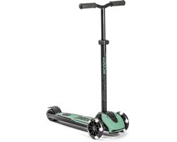 Scoot & Ride Highwaykick 5 LED - Kinderstep - LED voorwielen, 3 wielen, antislip deck & voetrem - verstelbaar stuur 60-90 cm, afneembare stuurstang - 5+ jaar (118-180 cm), max 80 kg, PU wielen 120/80 mm, Forest