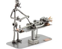 Sculptuur van Schroeven en Moeren - Fysiotherapeut - Handgemaakt - Decoratief Ornament - Metaal Beeldje