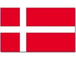 Senvi Printwear - Flag Denmark - Grote Deense vlag - Denemarken - Gemaakt Van 100% Polyester - UV & Weerbestendig - Met Versterkte Mastrand - Messing Ogen - 90x150 CM - Fair Working Conditions - Denenmarken