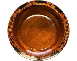 serveer houten bord rond couscous