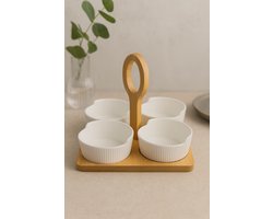 Serveerset met 4 Porseleinen Snackbakjes op Bamboe Plateau – Dipschaaltjes & Sauskommen – Modern en Stijlvol Tafelen