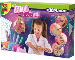 SES Creative - Explore - Tattoo Studio Lab - Science Speelgoed Voor Kinderen - Tattoos Maken - Glitter Tattoo - Tattoo armband - STEM speelgoed - Experimenteerdozen -Made in Holland - Vanaf 5 Jaar