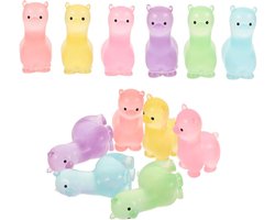 Set van 12 Miniatuur Alpaca Figuren van Hars - Kleine Glow in the Dark Alpaca Beelden, Decoratieve Tuinaccessoires, Schattige Dieren, Verlichting voor Binnen en Buiten