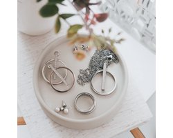 Set van 2 Kandelaars 11x4cm Beton Look Lichtgrijs - Kaarshouders Houderplaat Stompkaarsen - Stenen Onderzetter - Decoratie Dienblad Rond