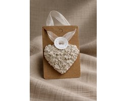 Set van 5 handgemaakte hartvormige hangers met hortensia bloemen - Bruiloft bedankje - babyshower cadeau - communie geschenk - doop bedankje - housewarming cadeau - kerst ornament - paas decoratie - verjaardag hangertje
