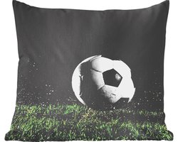 Sierkussens - Kussentjes Woonkamer - 40x40 cm - Voetbal in het gras
